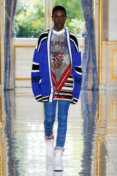 Look 43